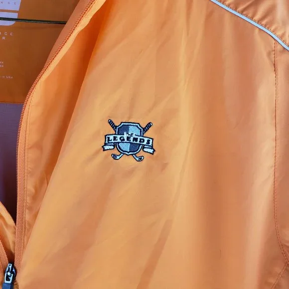 Under Armour half sleeve golf jacket. Large - Picture 2 of 5